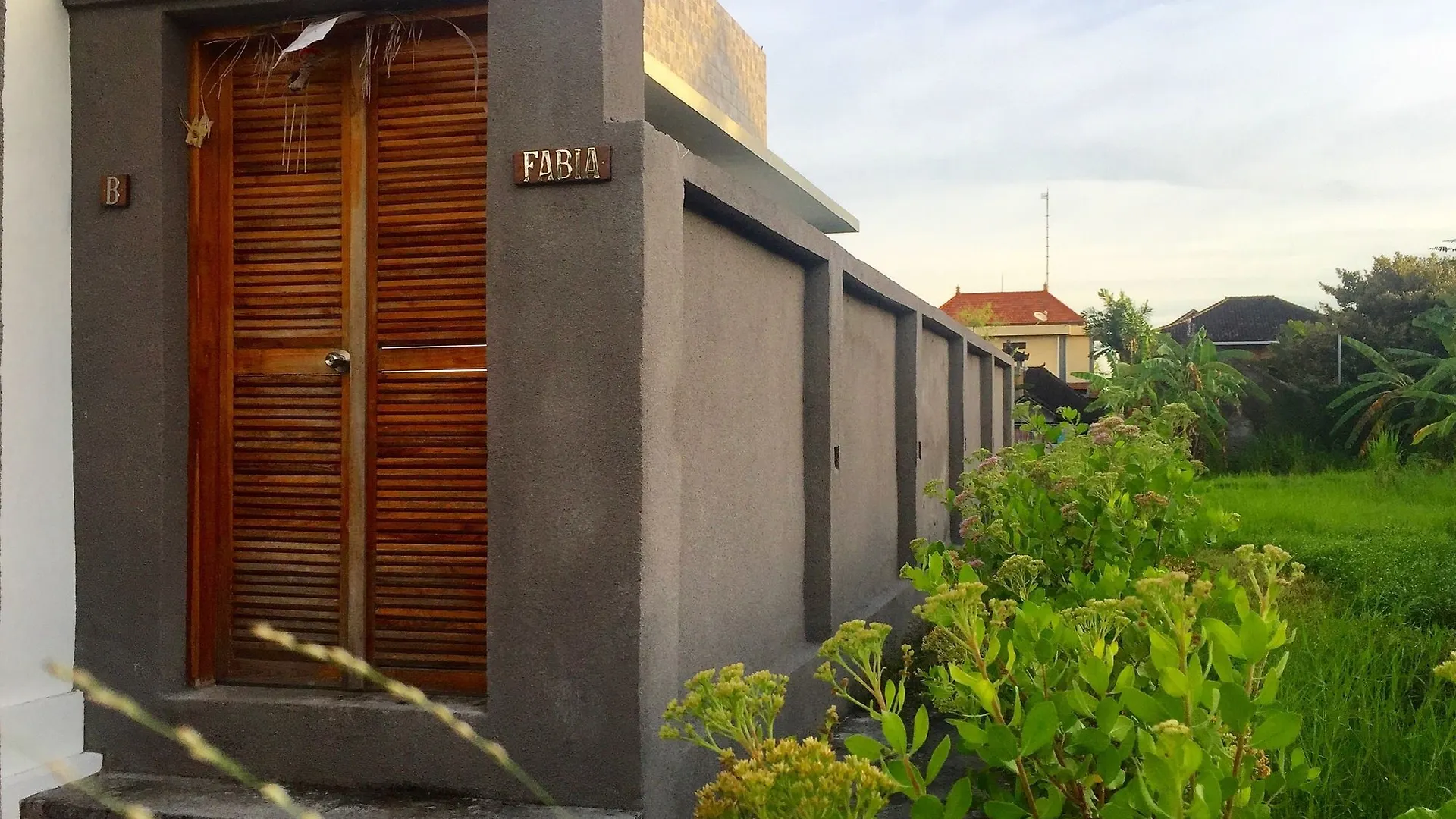 Fabia Villas contacts